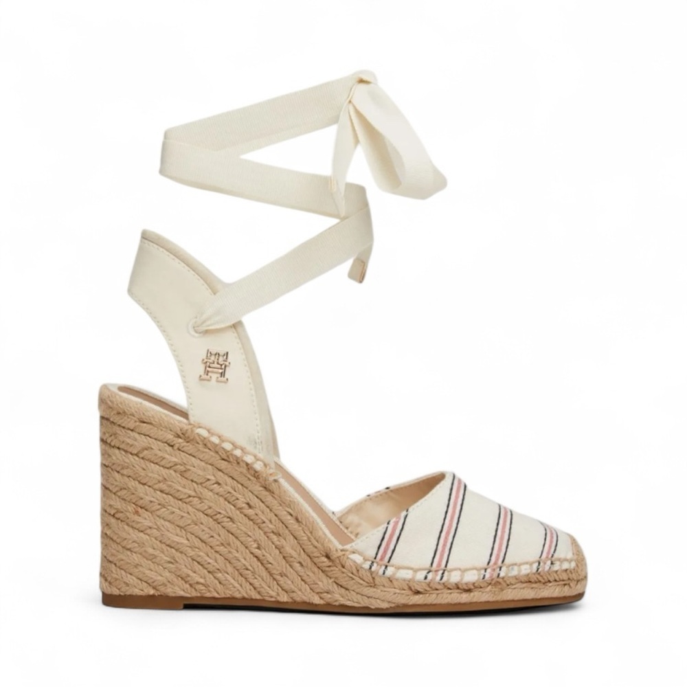 TOMMY HILFIGER
ESPAGLET SANDALS WITH HEELS AND TIE-TIE STRAP Size 7